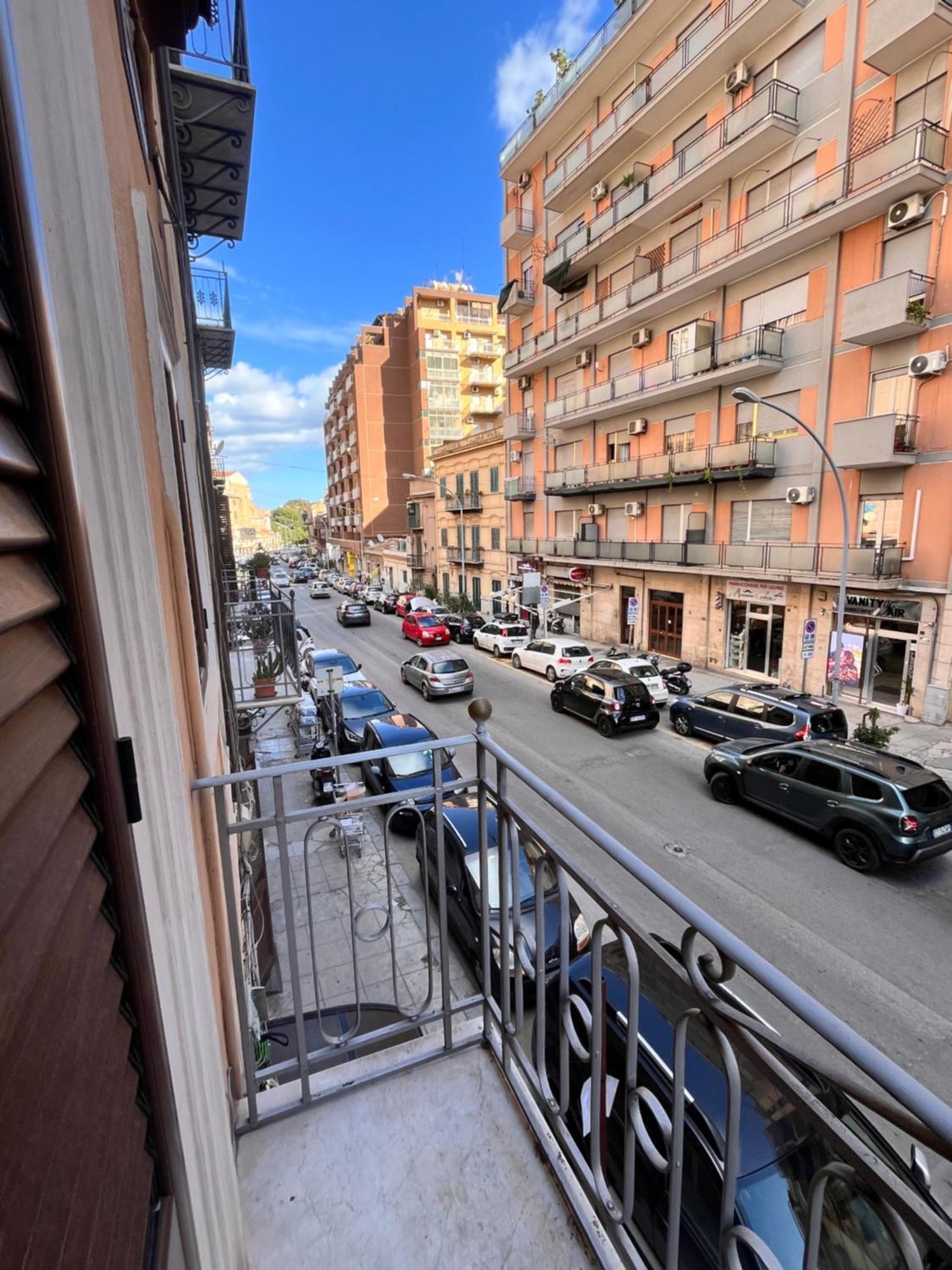 House Del Corso Apartment Palermo Exterior photo